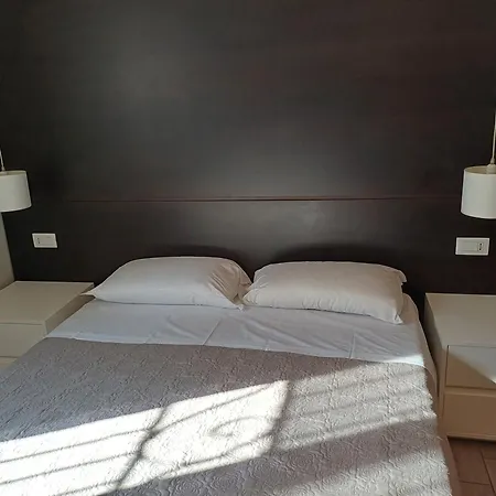 And 4* Rome